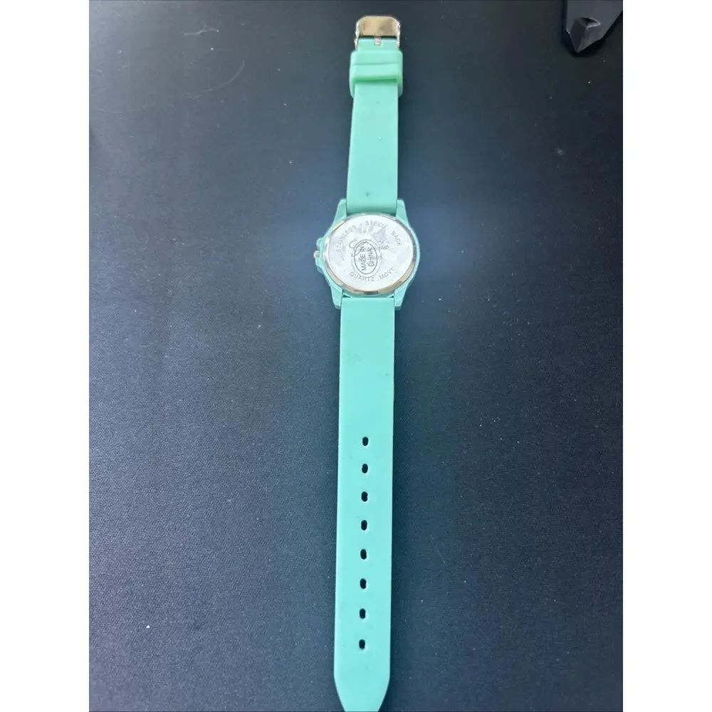 Geneva seafoam green